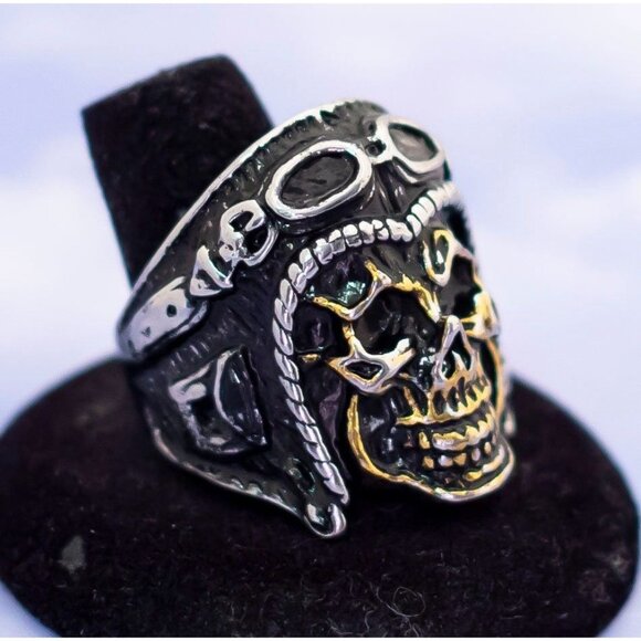 Vintage Gothic Avaiator Skull Ring - S13 - Picture 2 of 3